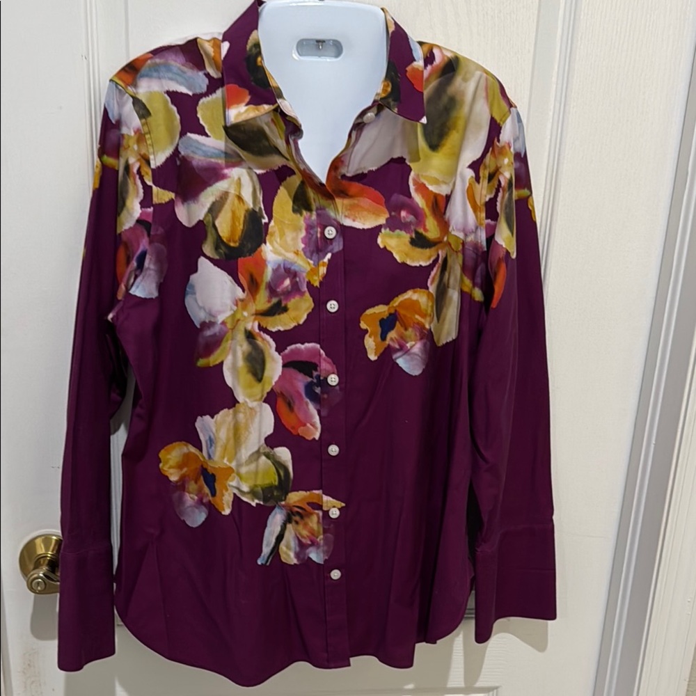 Chicos No Iron Blouse size 1.5
